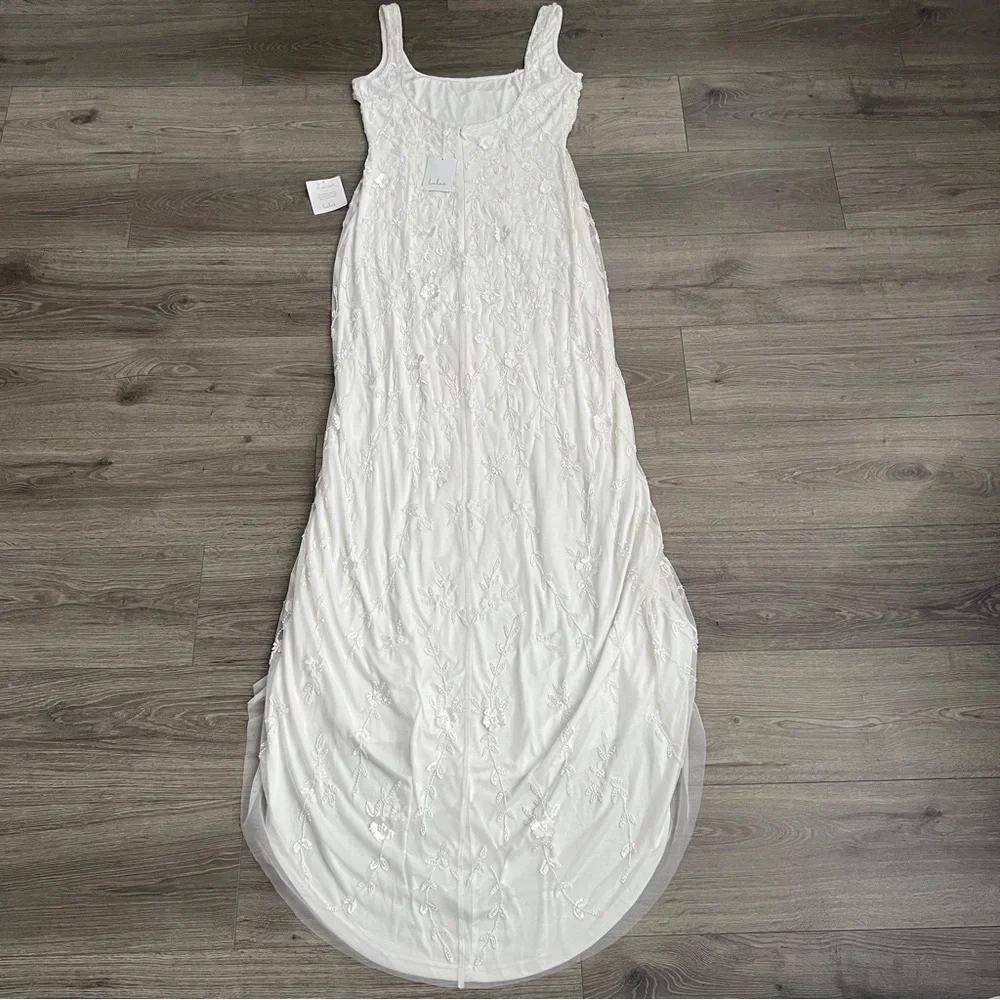 Lulu's White Embellished Square-Neck Wedding Gown - Picture 9 of 12
